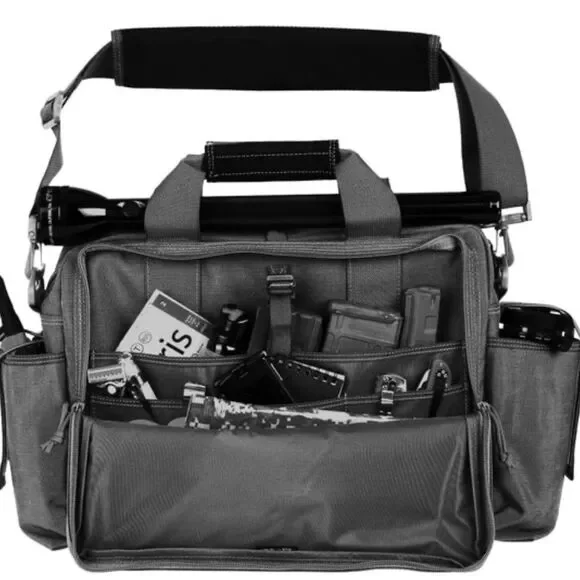 Max Edition Black Messenger Bag with Adjustable Strap and Durable Design 1/2 off - Picture 5 of 7